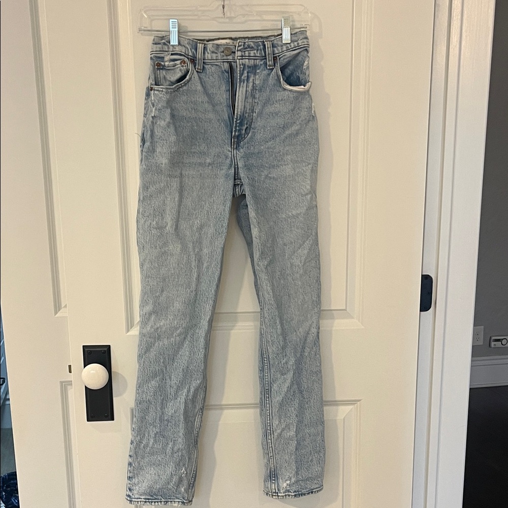 Abercrombie Women’s Light Wash Ultra High-Rise Straight Jeans